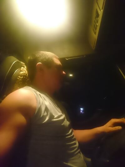  ,   Andrei, 47 ,   ,   , c 