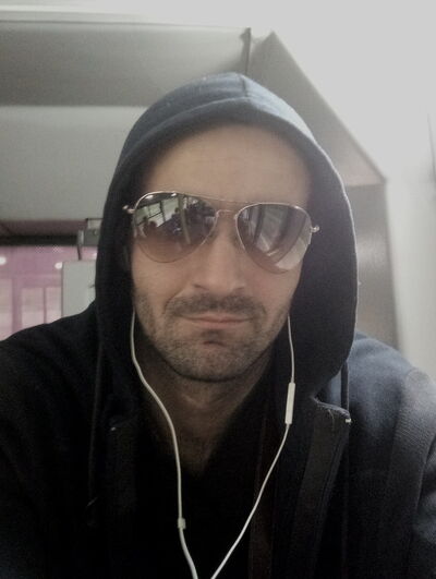  -,   Artem, 42 ,   ,   , c 