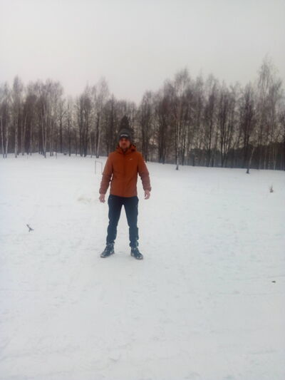  ,   Ruslan, 35 ,   ,   , c , 