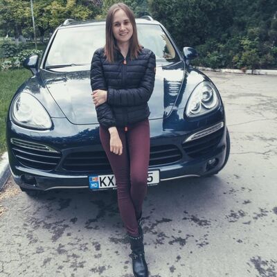  ,   Ecaterina, 30 ,  