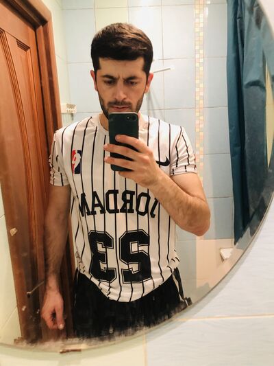  Soho,   Jo, 29 ,   ,   