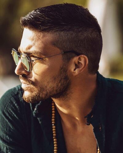  ,   Farid, 42 ,     , c 