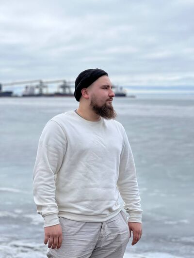  ,   Daniel, 27 ,   ,   