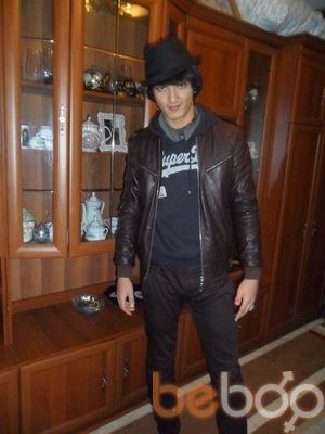  ,   Shohruh, 32 ,   