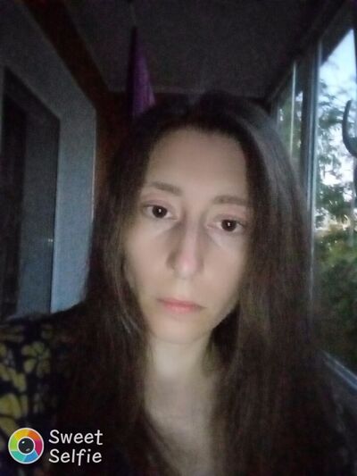  ,   Alexandra, 39 ,   ,   