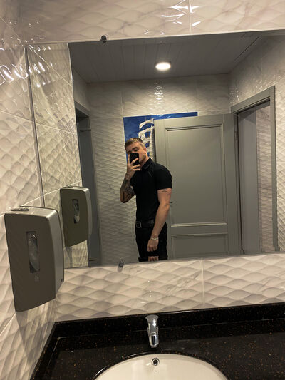  ,   Andrey, 25 ,  
