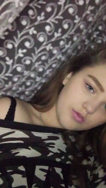  ,   Jliana, 25 ,   ,   , c 