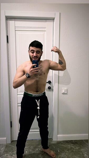  -,   KARO, 32 ,   ,   
