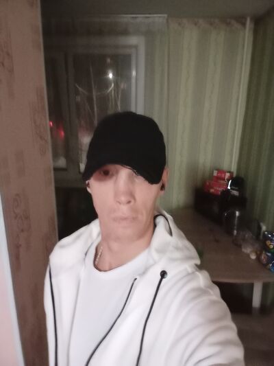  ,   Yaroslav, 38 ,   c 