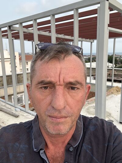  ,   Koray, 48 ,   ,   