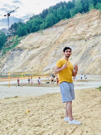  ,   Khalid, 25 ,   ,   