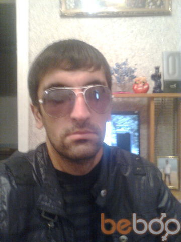  ,   Artur, 38 ,  
