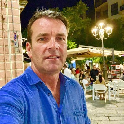  Gobelins,   Martin, 54 ,   ,   