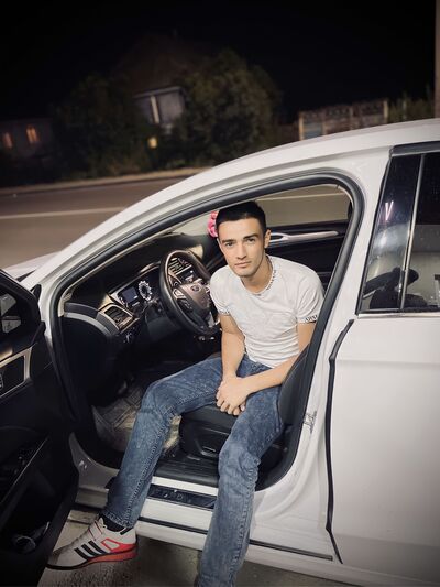  ,   Hayk, 22 ,   ,   