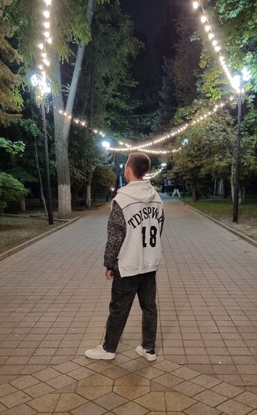  --,   Artem, 29 ,   ,   , c , 