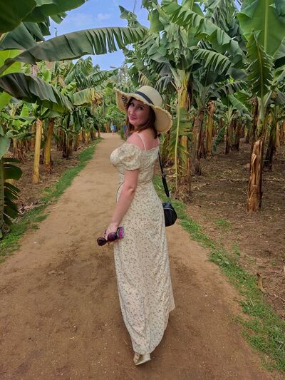  ,   Anastasia, 34 ,     , c 