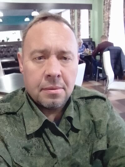  ,   Oleg, 49 ,   ,   