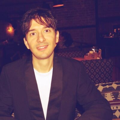  ,   Mark, 32 ,   ,   , c 