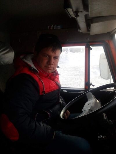 ,   Viktor, 37 ,   ,   , c 