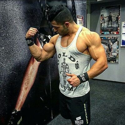  ,   Ravshanbek, 32 ,   ,   , c 