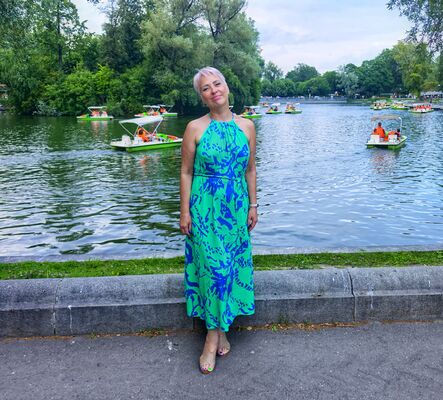  ,   Elena, 56 ,     , c 