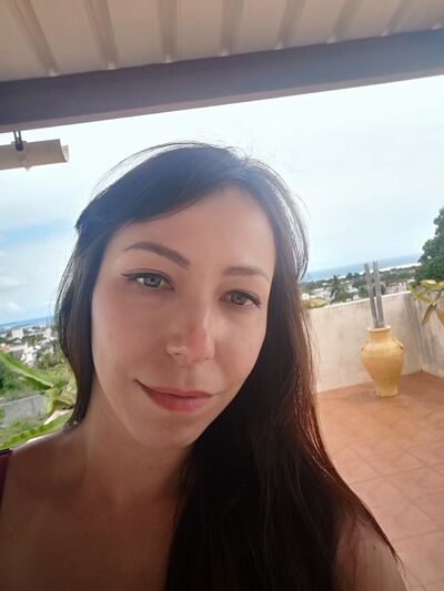  Quatre Bornes,   , 37 ,   ,   