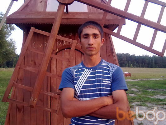  ,   Maga, 34 ,  