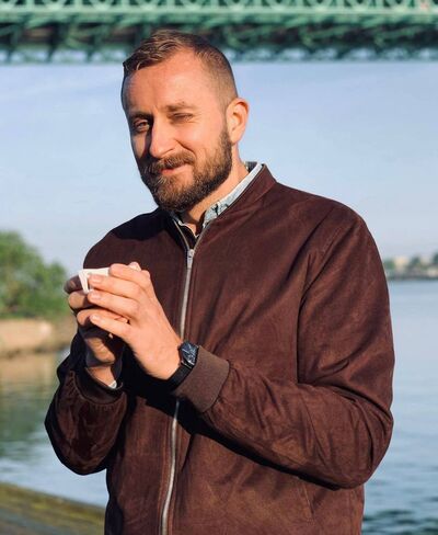  -,   Igor, 37 ,   ,   