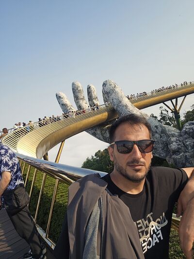  ,   Mehmet, 37 ,   ,   