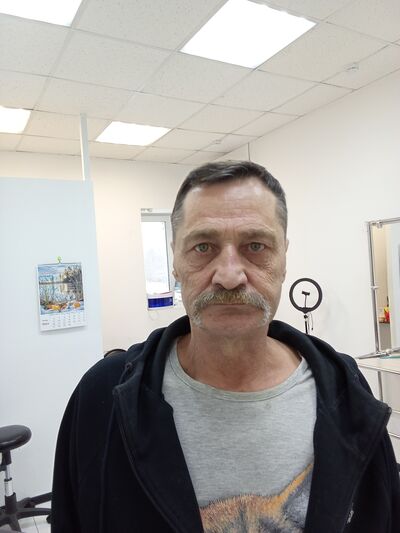  --,   , 52 ,   