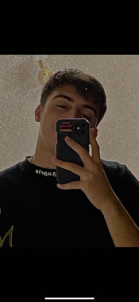  ,   Albert, 21 ,   ,   
