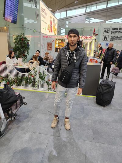  -,   Anton, 30 ,   ,   