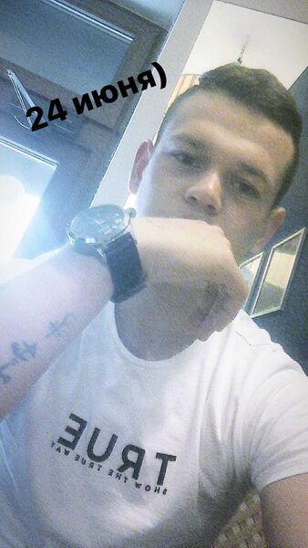  ,   Walid, 26 ,  