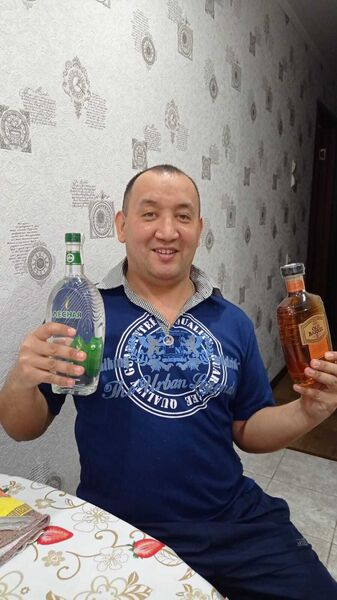  ,   Artur, 35 ,   ,   , c , 