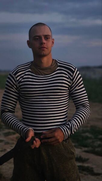  ,   Artem, 24 ,   ,   