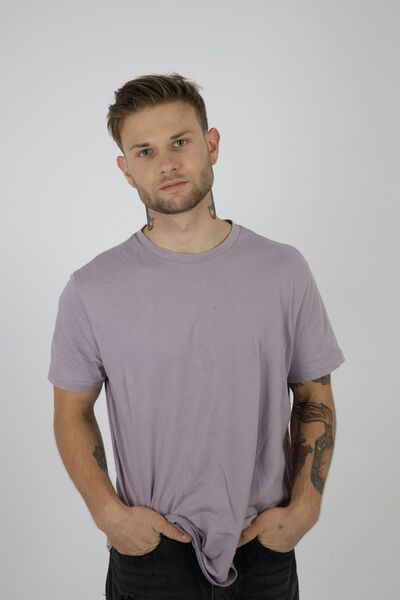  King George,   , 28 ,   ,   