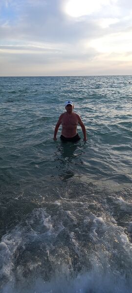  ,   Oleg, 57 ,   c 