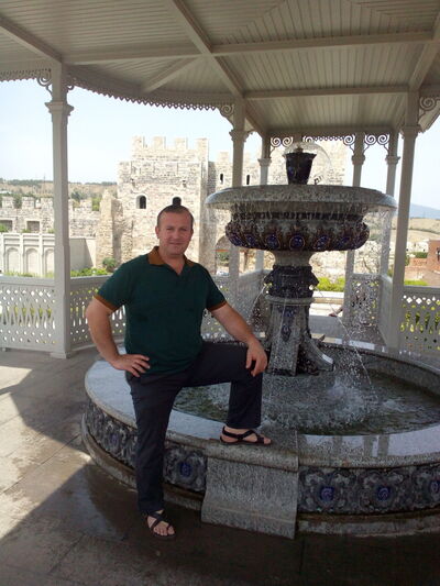  ,   Zaza, 48 ,   