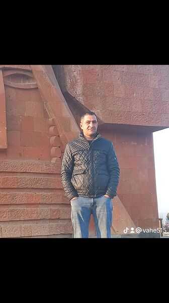  ,   Vahe, 38 ,   ,   