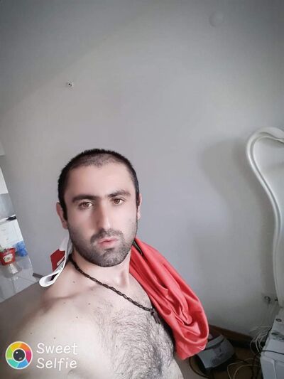  ,   Davit, 39 ,   ,   