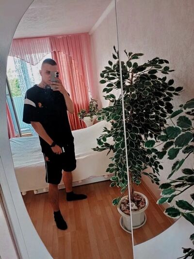  ,   Ivan, 24 ,   ,   