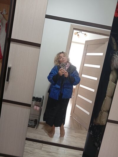  ,   Milaya, 47 ,   ,   