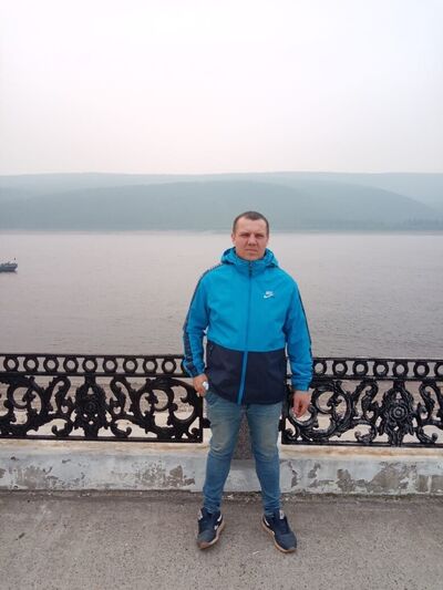  ,   Dmitry, 35 ,   ,   