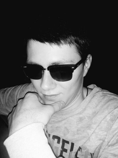  ,   Vladislav, 25 ,   ,   , c 