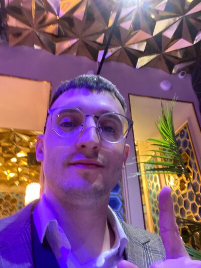  ,   David, 28 ,   ,   