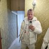  ,  Max, 42
