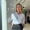  ,  Elena, 43