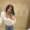 ,  Liliya, 24