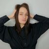  ,  Dasha, 23