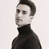  ,  Garik, 25